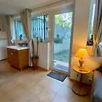 70m2 Avec Piscine Apartman