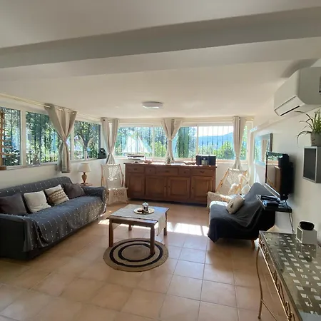 70m2 Avec Piscine * Saint-Genies-de-Varensal